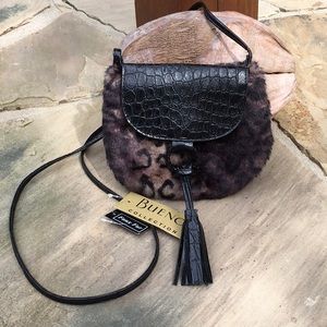 Bueno crossbody purse